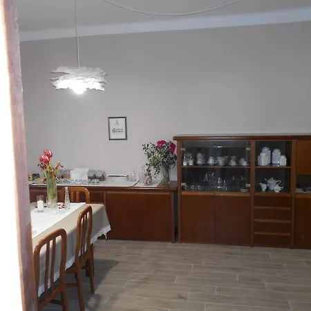 Belvedere Le Grigne Bed & Breakfast Castelmarte