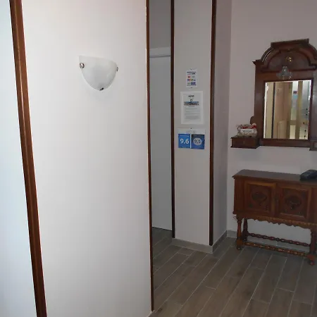 Belvedere Le Grigne Bed & Breakfast *